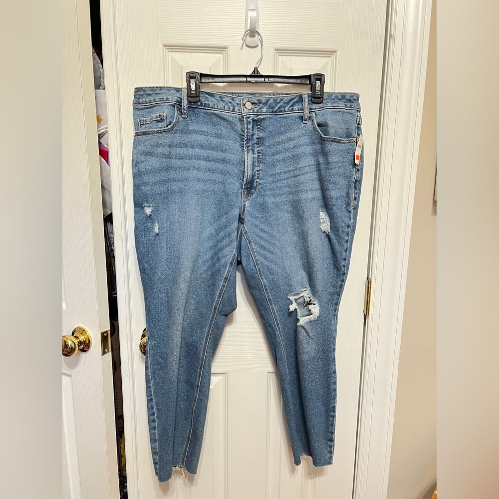 Old Navy Light Blue Distressed Boyfriend Jeans